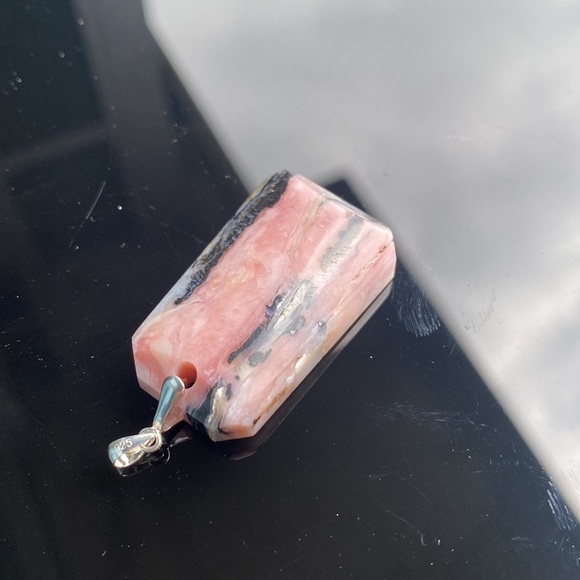 Rhodonite and sterling silver pendant - Picture 4 of 5